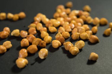 Nohutlar karbonhidrat, vitamin, kalsiyum ve mineral açısından zengindir..