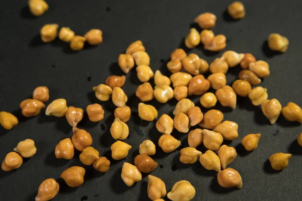 Nohutlar karbonhidrat, vitamin, kalsiyum ve mineral açısından zengindir..
