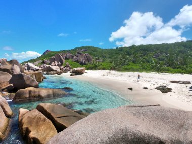 La Digue Adası, Seyşeller 'deki Anse Marron Sahili