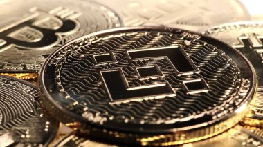 Bitcoins arka planında para şifreli para binası. BNB.