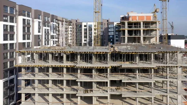 Luftaufnahme Des Betonrahmens Eines Bau Befindlichen Hohen Wohnhauses Einer Stadt — Stockfoto