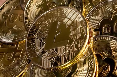 Bitcoins arkaplanı üzerine Litecoin LTC madeni para, kripto para yatırım kavramı.