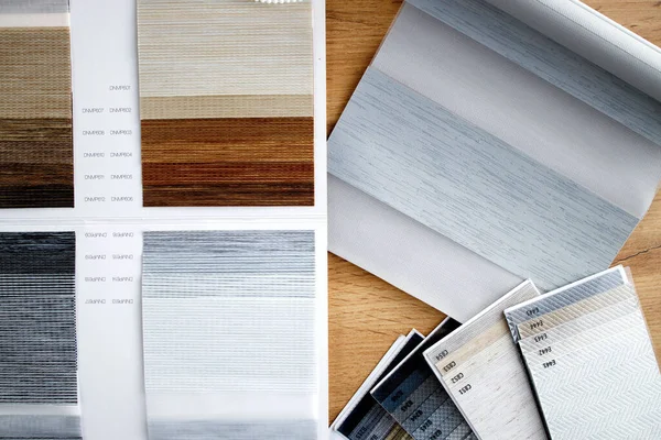 Campioni Tessuti Diverse Texture Colori Sotto Forma Catalogo Selezione Tessuti — Foto Stock
