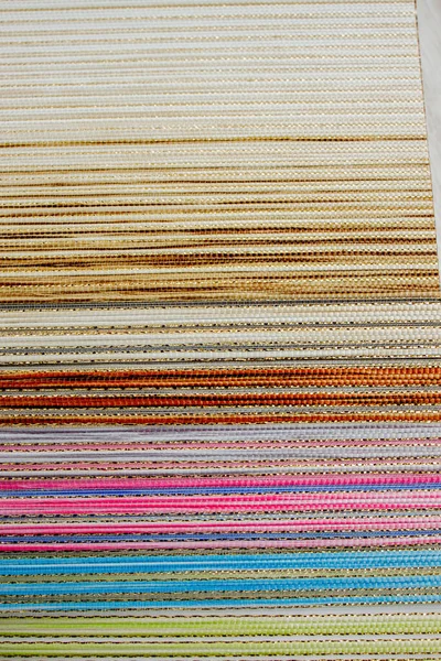 Renkli kumaş arka plan. Yoğun kumaşın renk çeşitliliği. Renk paleti.