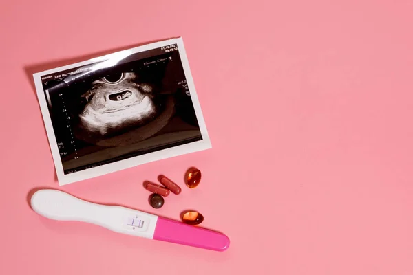 Ciąża Leczenie Czasie Ciąży Zagrożenie Dla Płodu — Zdjęcie stockowe