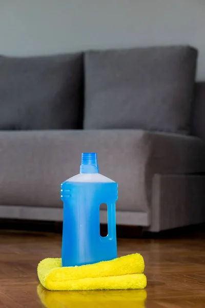 Очиститель Пола Пластиковой Бутылке Напольная Ткань Паркетном Полу Помещении Уборка — стоковое фото
