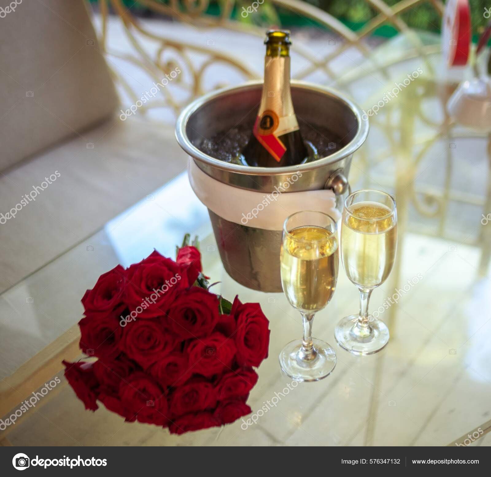 Скачать картинки Отдых шампанское, стоковые фото Отдых шампанское в хорошем  качестве | Depositphotos