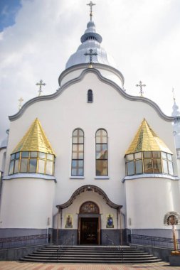 Eski şehrin kilisesi Lviv Ukrayna