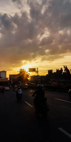 Indah Matahari Terbenam Melihat Pantai — Stok Foto