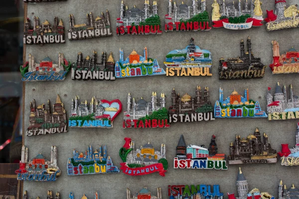 Recuerdos Con Istanbul Monumentos Populares Imanes Colores —  Fotos de Stock