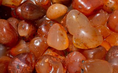 Belirli bir türün doğal mineral değerli taşlar