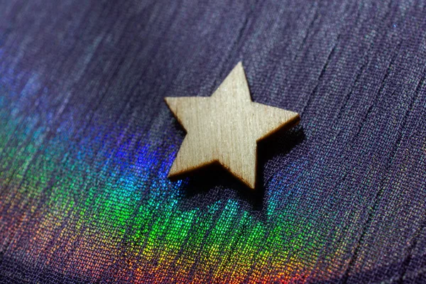 Forma Estrella Madera Sobre Fondo Tela Colorida —  Fotos de Stock