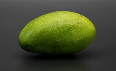 Mango granit zemin üzerine
