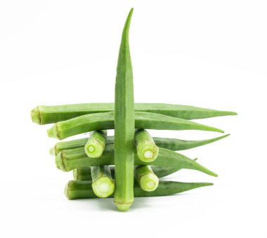 Beyaz arka planda Lady 's Finger, Bhindi, Bamya veya Bamies.