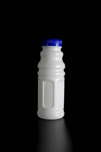 Juice Flaska Isolat Svart Bakgrund — Stockfoto