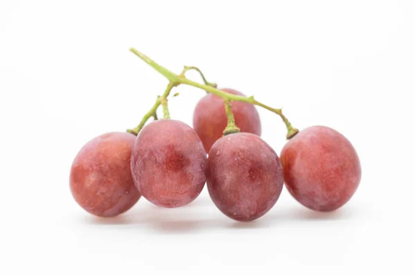 Ramo Uvas Rojas Aisladas Sobre Fondo — Foto de Stock