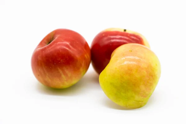 Frischer Apfel Nahaufnahme Isoliert Auf Weißem Hintergrund — Stockfoto