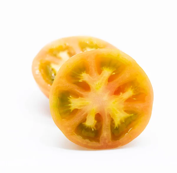 Tranches Tomates Fraîches Isolées Sur Fond Blanc — Photo