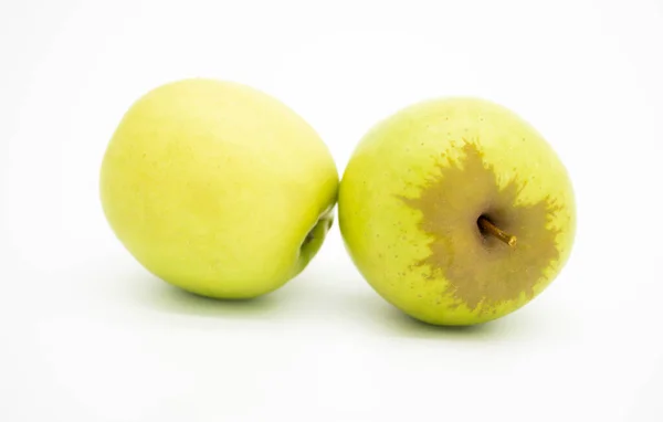 Saftige Apfel Isoliert Auf Weißem Hintergrund Selektiver Fokus — Stockfoto