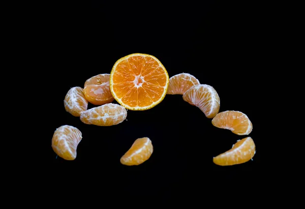 Kamala Tangerine Μαύρο Φόντο Επιλεκτική Εστίαση — Φωτογραφία Αρχείου