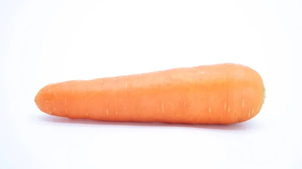 Carottes Fraîches Isolées Sur Fond Blanc — Photo