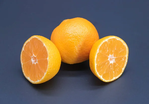 Kamala Tangerine Sobre Fundo Preto — Fotografia de Stock