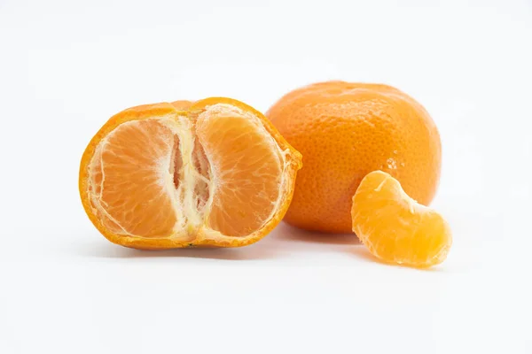 Mandarijn Komola Fruit Witte Achtergrond Selectieve Focus — Stockfoto