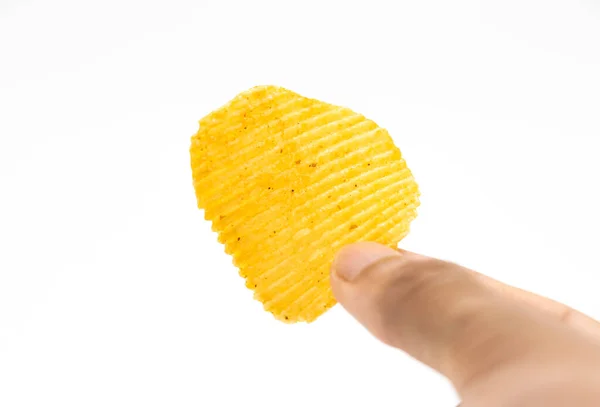 Enkele Chips Een Hand Witte Achtergrond Vooraanzicht — Stockfoto