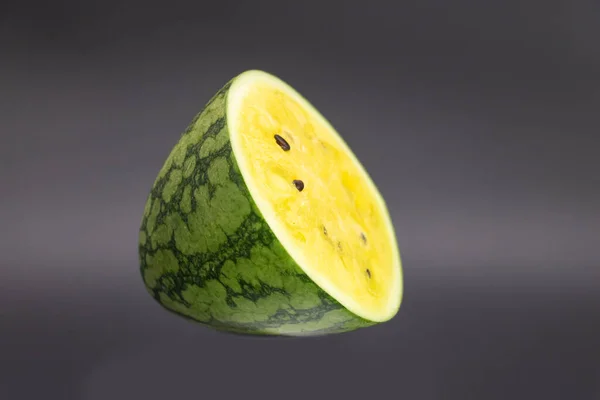 Scheiben Wassermelone Isoliert Auf Schwarzem Hintergrund Vorderseite — Stockfoto