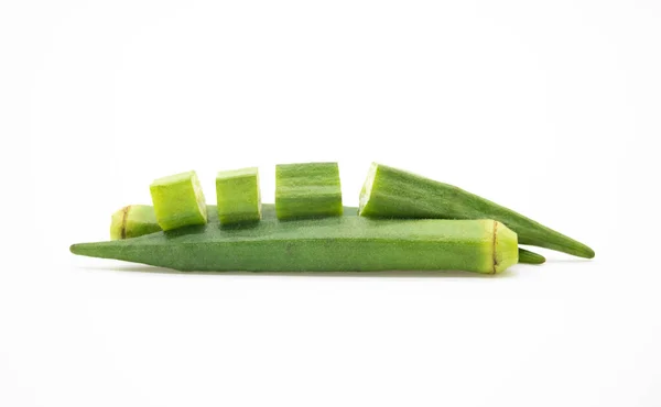 Okra Diiris Terisolasi Pada Latar Belakang Putih — Stok Foto