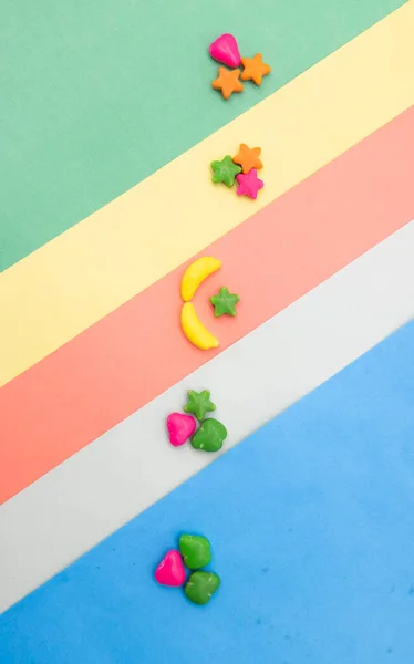 Coloridos Caramelos Forma Fruta Sobre Fondo Color —  Fotos de Stock