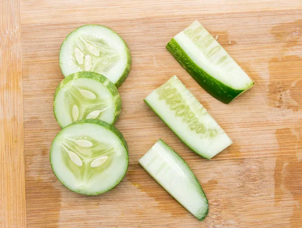 Cucumber Slices Wooden Background — Stock Photo, Image