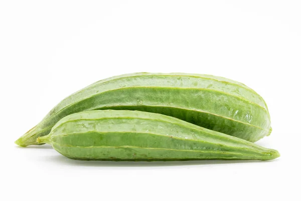 Zwei Abgewinkelte Luffa Oder Ridge Kürbis Isoliert Auf Weißem Hintergrund — Stockfoto