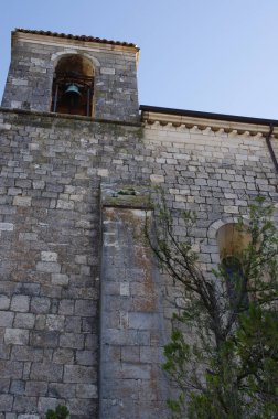 Santa Maria d 'Arabona, 1902 yılında Pescara ilinin Manoppello ilçesine bağlı bir manastır.