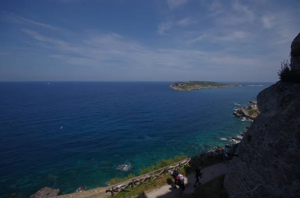 Grupo Turistas Visitar Ilha San Nicola Ilhas Tremiti Mar Adriático — Fotografia de Stock