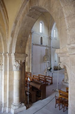 Manoppello - Abruzzo - Santa Maria d 'Arabona Manastırı - Kilisenin iç kısmı