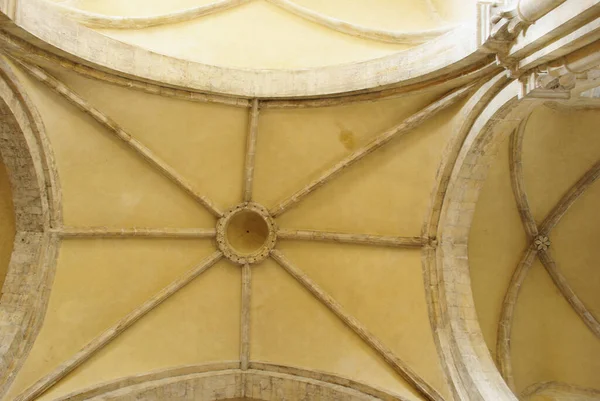 Мантелло Абруццо Аббатство Санта Мария Арабона Крестный Ход — стоковое фото
