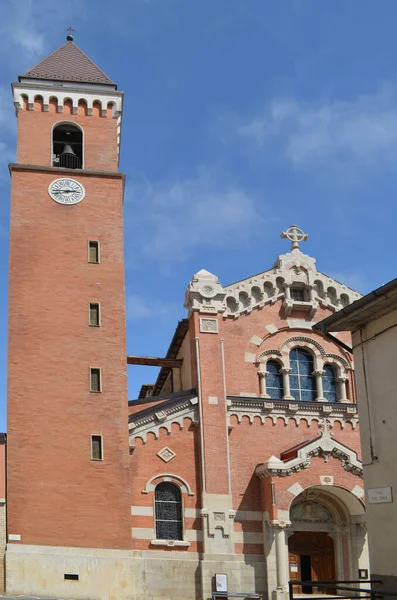 Rivisondoli Abruzzo Church San Nicola Bari 具有特色的山村的象征 — 图库照片