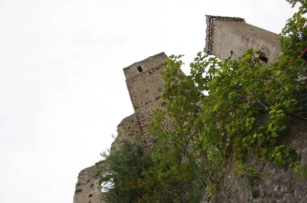 Caldora Castle Cantelmo Castle Ancient Abruzzo Fortification Located Historic Center — Stock Photo, Image