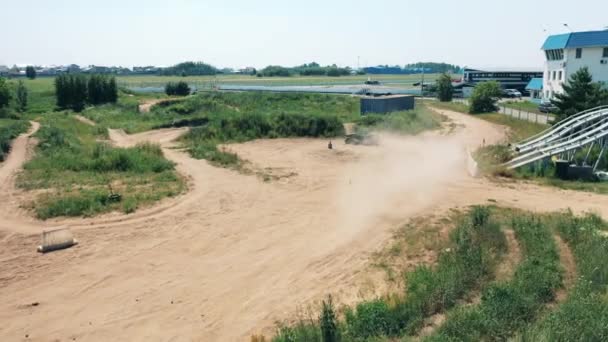 A cart is racing along the outdoor track — Stock Video