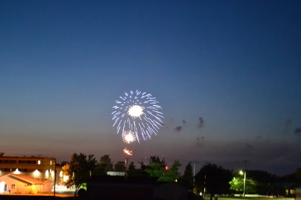 Viewing Fireworks Field Night Small Town — Stockfoto