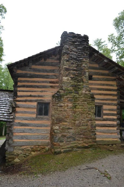 Starý Dřevěný Dům Vesnici — Stock fotografie