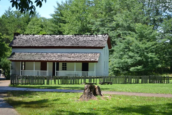 Antigua Casa Madera Parque — Foto de Stock