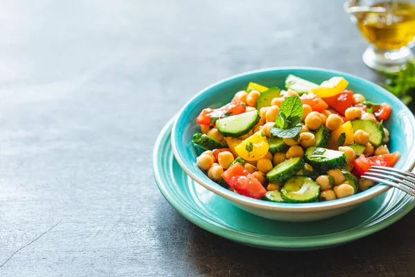 Chickpea Salad Tomatoes Cucumber Parsley Onions Plate Selective Focus Healthy — Stockfoto