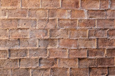 tuğla duvar arkaplanı ve dokusu. Arka plandaki eski tuğla duvar
