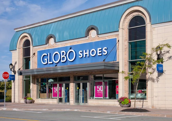 加拿大达特茅斯 2016年7月31日 Globo Shoes Storefront Globo是加拿大Aldo Group公司旗下的一家鞋店 — 图库照片