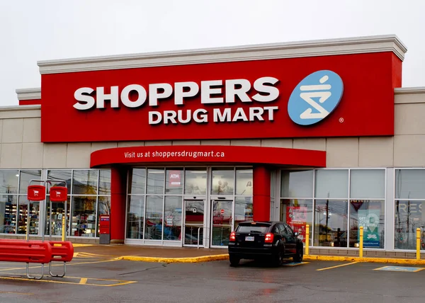 加拿大特鲁罗 2018年12月03日 购物者毒品超市店面 购物者药业公司是一家在加拿大经营 300多家门店的加拿大药店连锁企业 — 图库照片