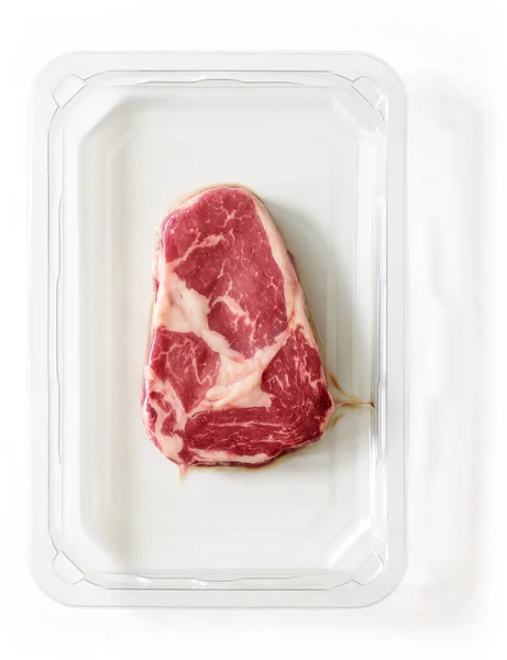 Nyers Entrecote Steak Porszívó Csomagolt Elszigetelt Fehér Háttér Felső Nézet — Stock Fotó