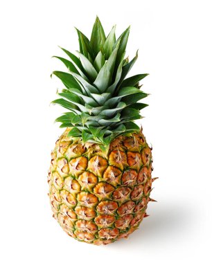 Beyaz arkaplanda izole edilmiş ananas meyvesi