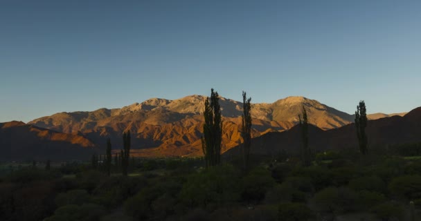 Timelapse Argentina Andes Mountains Landscape Sunrise Morning Light Fills Valley — 图库视频影像